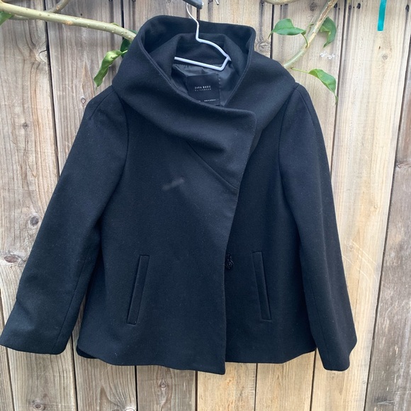 Zara Wool Coat with Hoodie - Picture 2 of 8